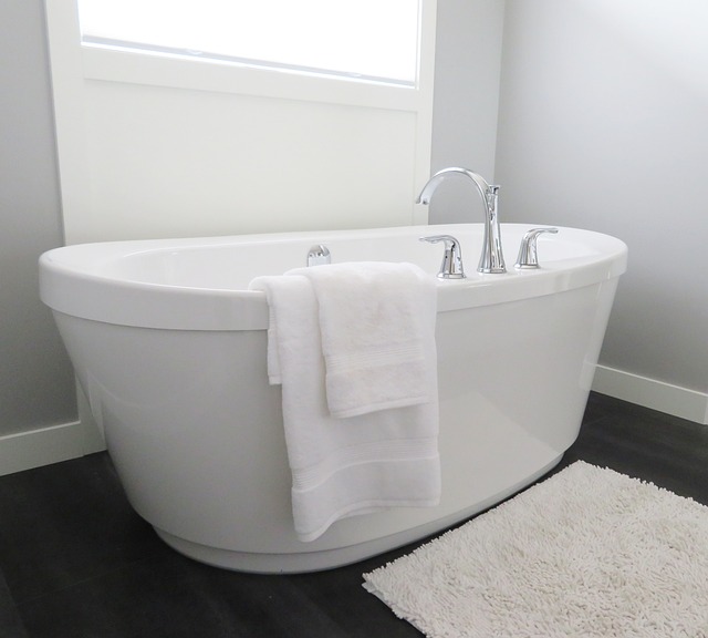 Hvorfor en opvarmet håndklædestang er den perfekte tilføjelse til dit badeværelse